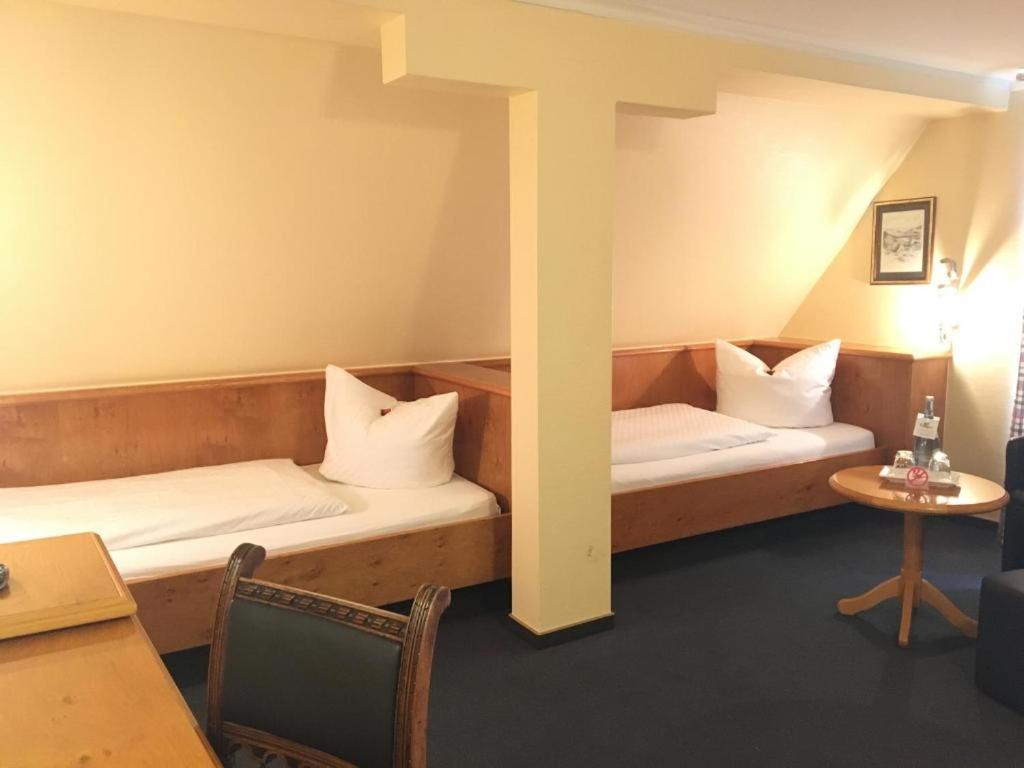 Stadthotel Waldhorn Kirchheim unter Teck Extérieur photo
