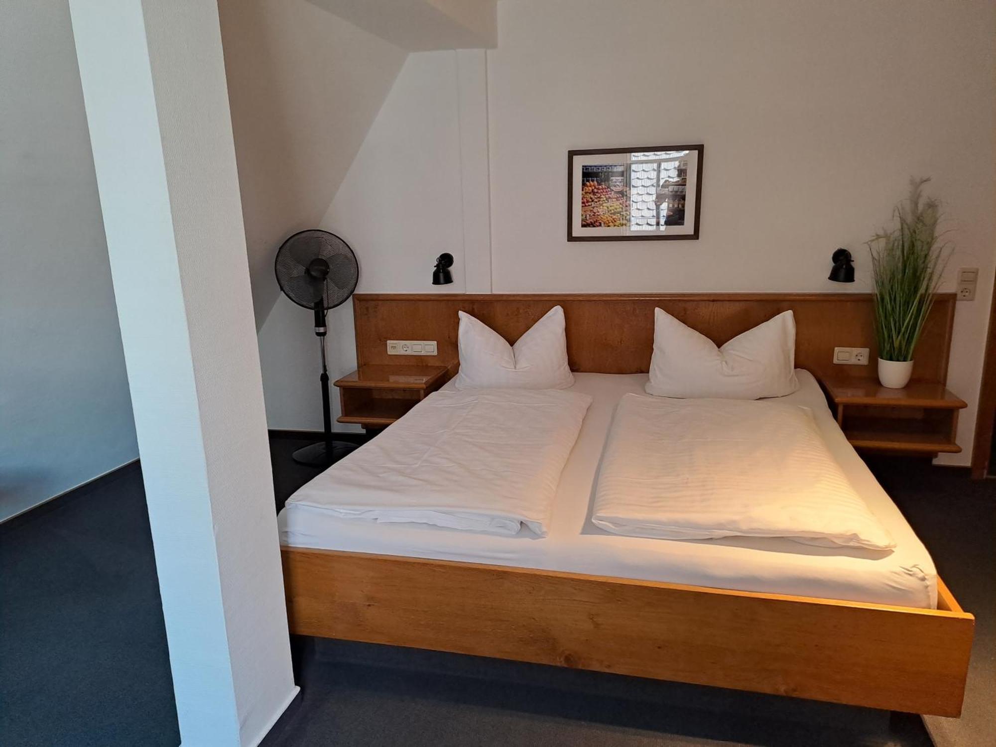 Stadthotel Waldhorn Kirchheim unter Teck Extérieur photo