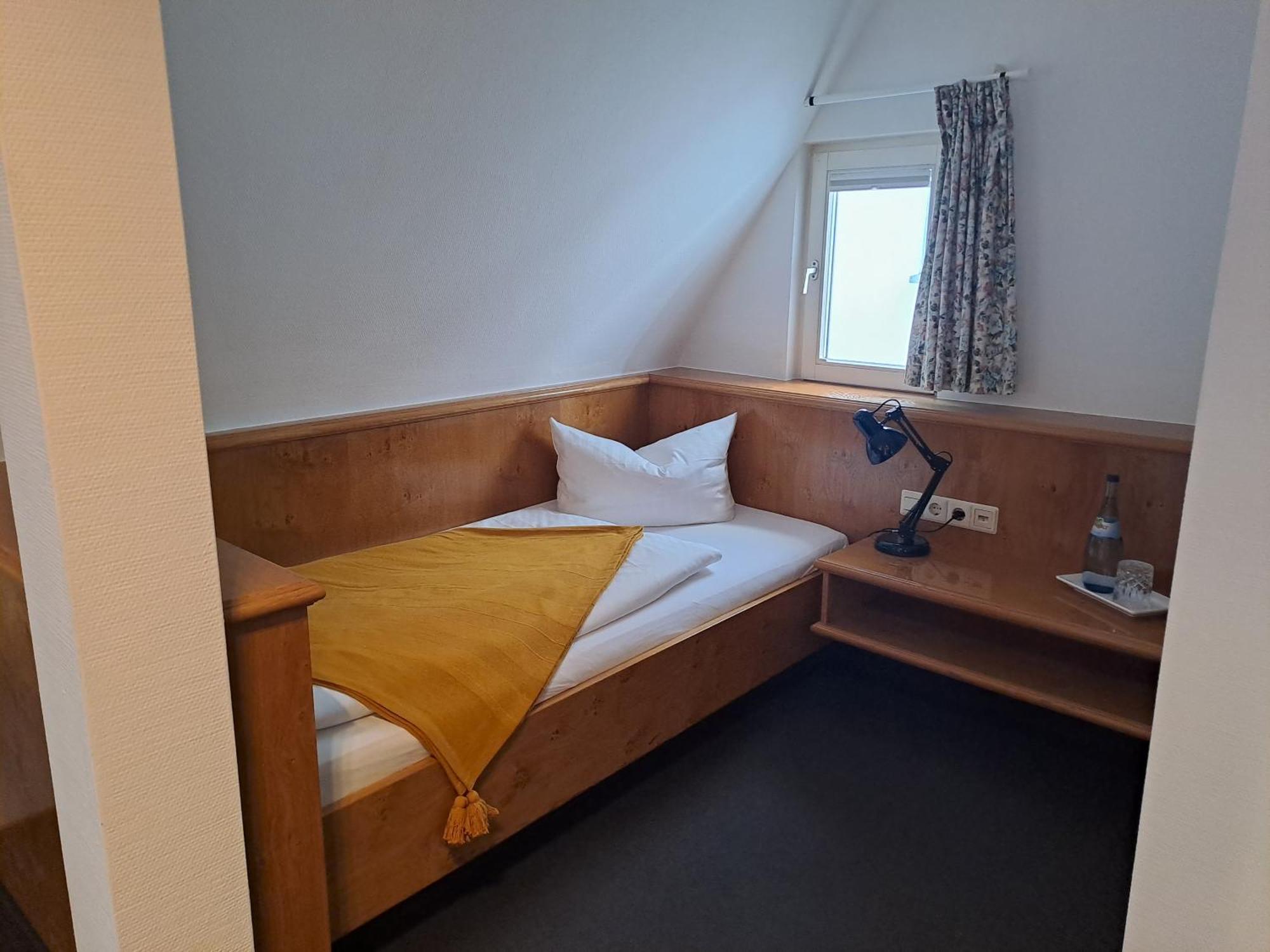 Stadthotel Waldhorn Kirchheim unter Teck Extérieur photo